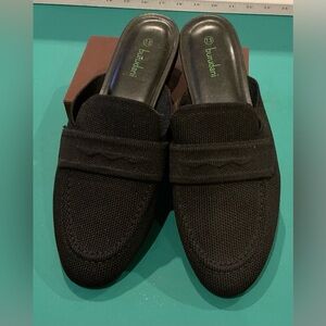 Burudani Women’s Knit Black Mules NWOB Size 7.5